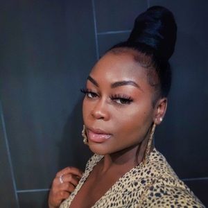 Meet your Posher, Angel